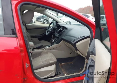 2012 Ford Focus Se z USA, uszkodzony, nr VIN 1FAHP3F28CL307837